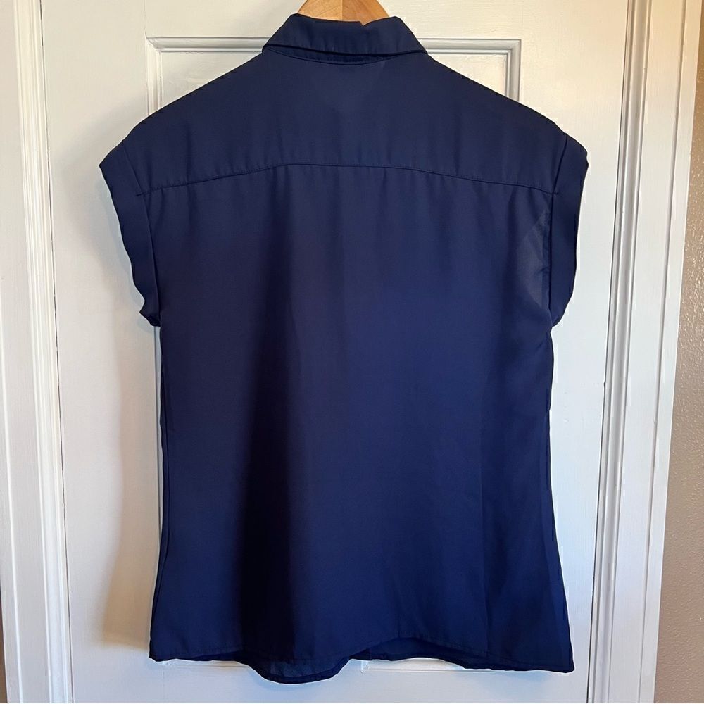 Blue button up blouse Medium - Picture 6 of 7